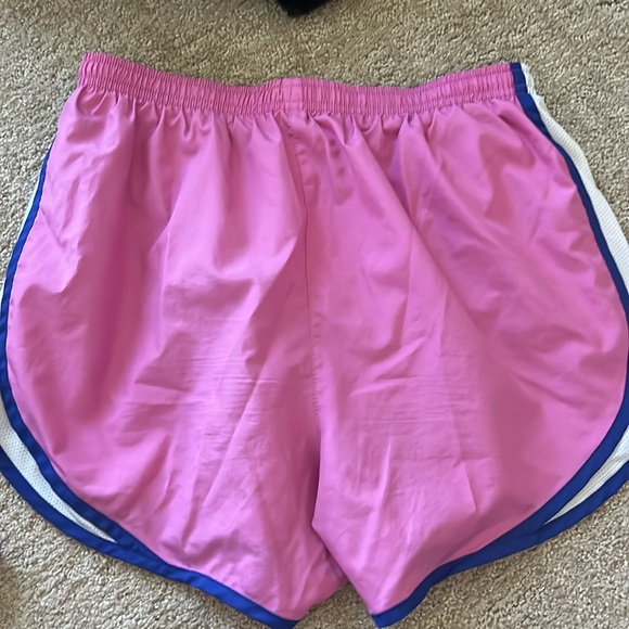 4 pair Nike Tempo shorts. All have liner.  
All in very good condition. - Picture 10 of 12